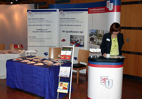 Foto vom Messestand der Carl-Oelemann-Schule