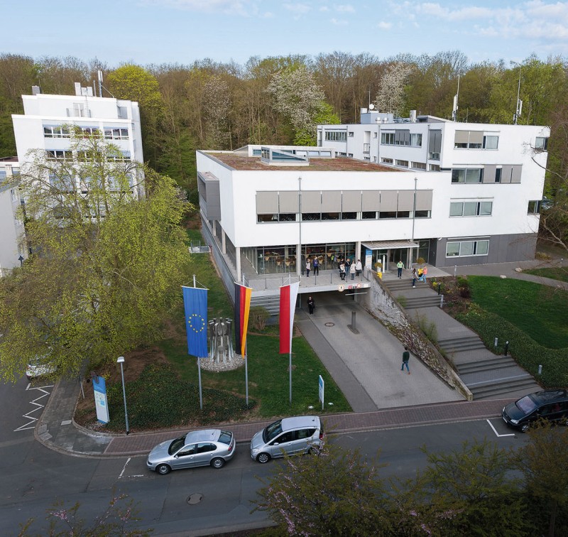 20150418_carl_oelemann_schule_0143_titel_hoch.jpg