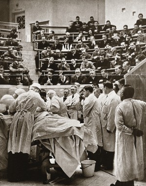 Vorlesung 1930 im Hörsaal der chirurgischen Universitätsklinik Frankfurt/Main. foto_7.jpg