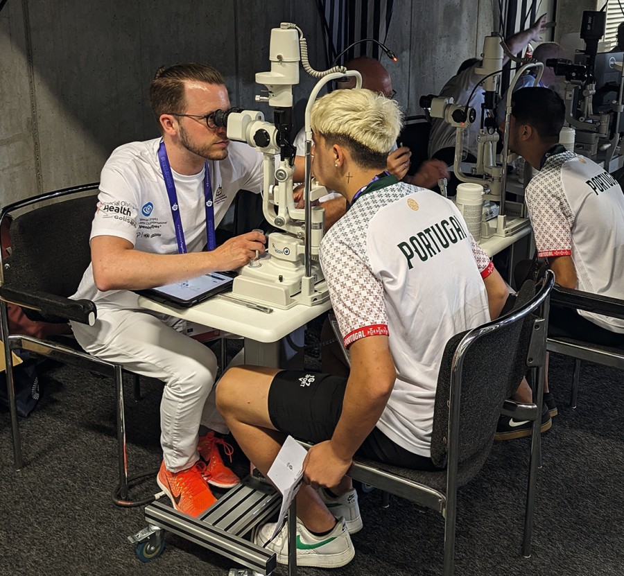 Untersuchung an der Spaltlampe.
special_olympics_spaltlampe.jpg