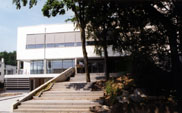 Foto des neuen Seminargebäudes in Bad Nauheim