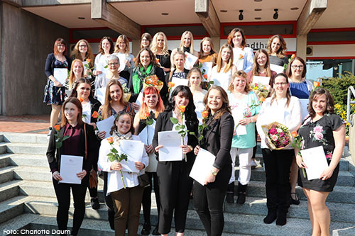 Absolventinnen der Bezirksärztekammer Kassel Gruppenfoto von den Absolventinnen der Bezirksärztekammer Kassel